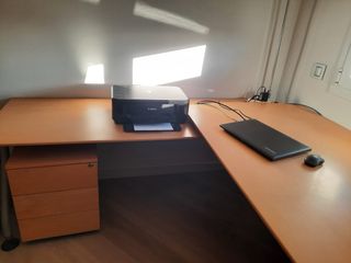 Mesa de despacho L + buc