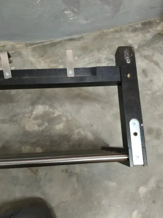 Perchero IKEA TJUSIG Negro/Plata