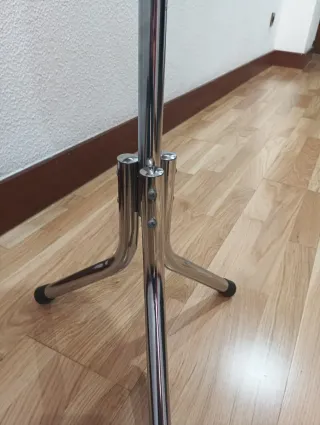 3 Maniquíes negros para ropa