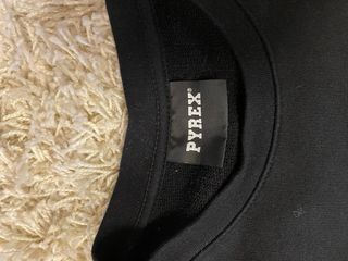 Felpa Pyrex nera con stampa 92