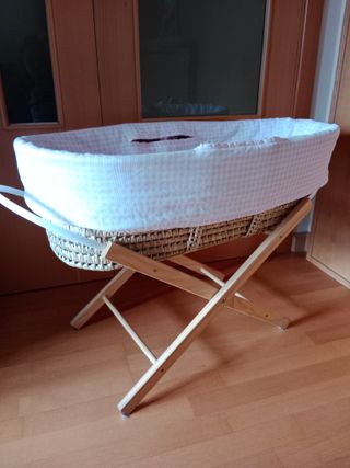 Moisés para bebé de mimbre