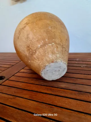 Cántaro antiguo de barro