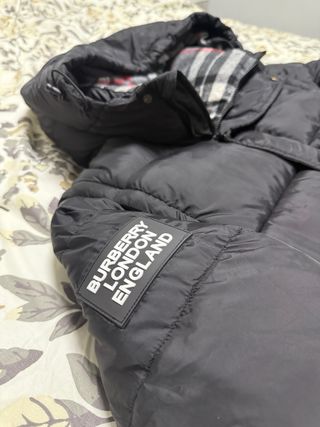 Abrigo Burberry Negro Multicolor