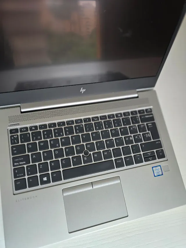 Portátil HP Elitebook 830 G5 Plata