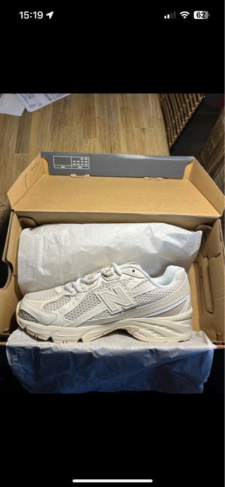 New Balance 740 Beige/Blanco