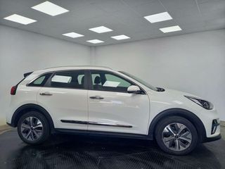 Kia e-Niro DRIVE 150KW 204CV - 460KM AUTONOMIA
