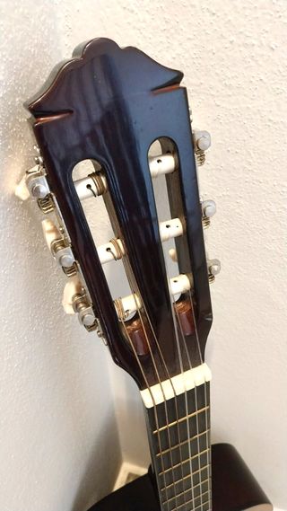 Chitarra Yosué Martínez regalo Navidad