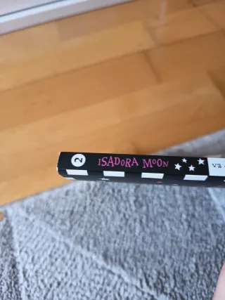 Isadora Moon va de excursion / Isadora Moon Goe...