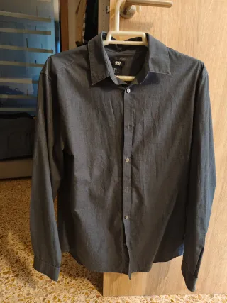 Camisa H&M gris hombre