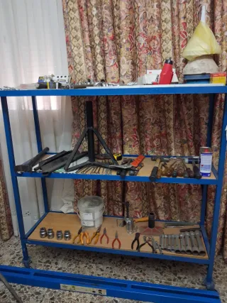Estantería Taller Mecánico con Herramientas