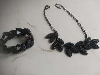 Conjunto collar y pulsera hojas cristal Anillo