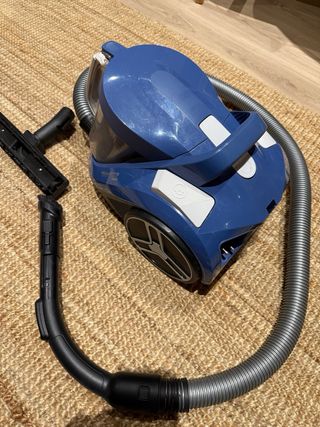 Aspiradora Rowenta Compact Power XXL