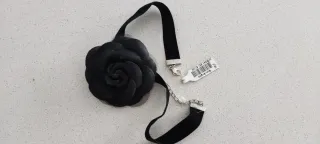 Accesorios negros de tela