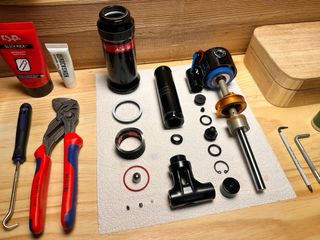 Servizio di riparazione sospensioni