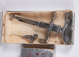 Siringa in vetro e acciaio Gima Autofiala. '60