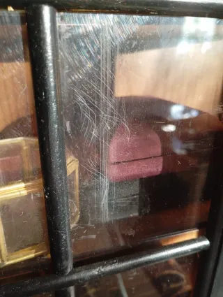 Vetrinetta vintage nero e oro