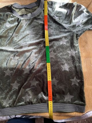 Sudadera terciopelo verde estrellas