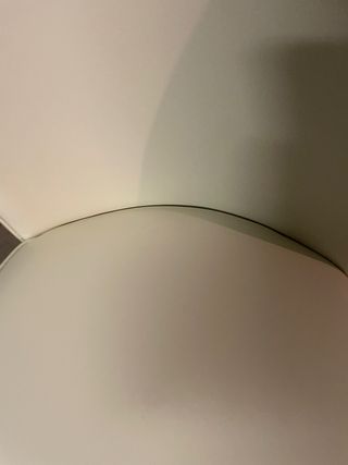 poltroncina in similpelle color panna