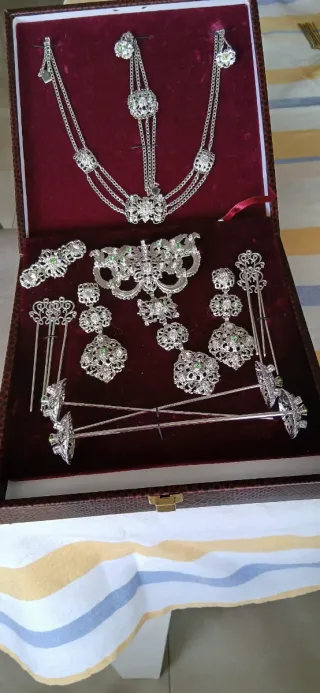 Conjunto de Joyas Aderezo Plata y Verde