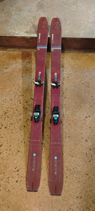 Esquís de travesía Skitrab Stelvio 85 + fijaciones