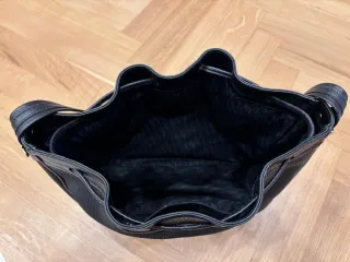 Borsa Yves Saint Laurent a spalla nera