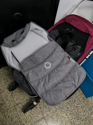 2 Carros  , cuna de viaje , cambiador y colchon