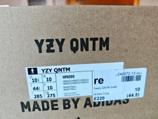 Yeezy Quantum Hi-Res Coral