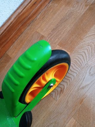 Patinete infantil Olsson Brothers verde