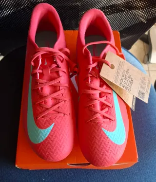 Nike Zoom Vapor 16 Academy FG/MG Tg. 41