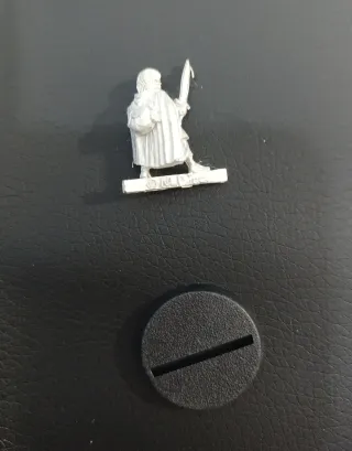 Frodo LOTR MESBG miniatura GW metallo non dipinta