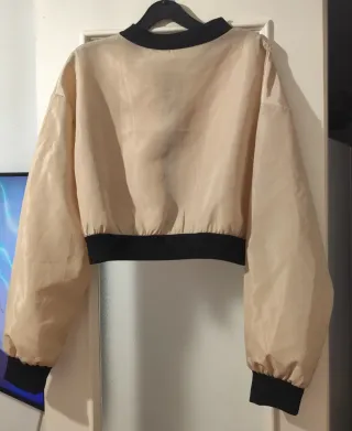 ‼️ NO NEGOCIABLE ‼️  Chaqueta con etiqueta