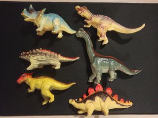 Lote de 7 dinosaurios de juguete