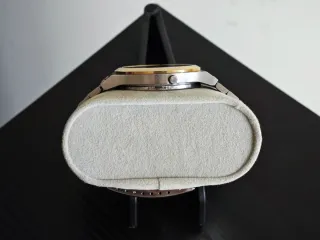 Relógio Bulova Quartz Digital LCD Raro