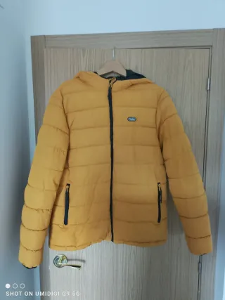 Cazadora Mostaza con Capucha