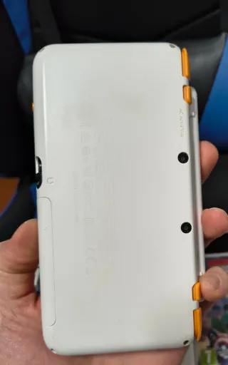 Nintendo 2DS XL Arancione/Bianco