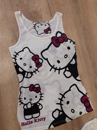 Chaquetas y camisetas, talla S