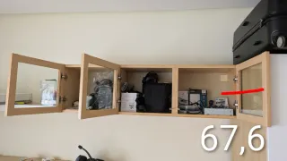 Estantería de pared madera y cristal