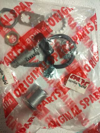 Cerradura Aprilia GPR 75 Original