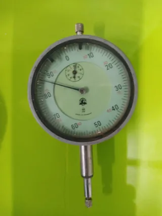 Micrómetro 50-75mm (0.01mm) + Reloj Comparador