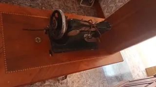 Máquina de coser Sigma antigua