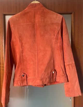 Cazadora de piel naranja mujer