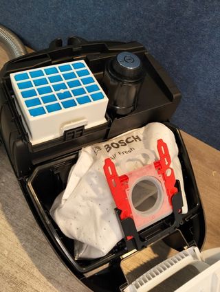 Aspirador Bosch Serie 4 ProHygienic