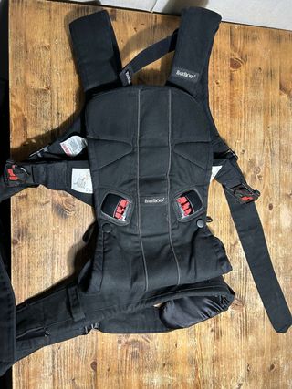 Mochila Portabebés Babybjörn Negra