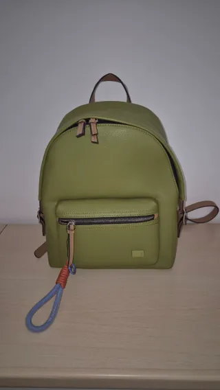 Mochila verde estilo casual