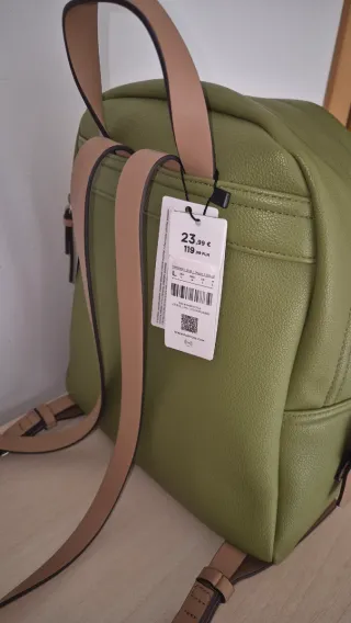 Mochila verde estilo casual