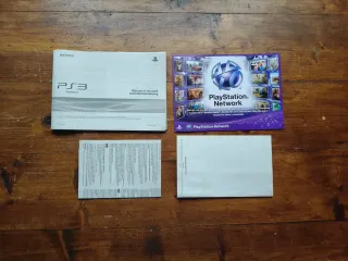 PlayStation 3 Slim con giochi