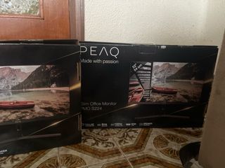 2 Monitores  PEAQ PMO S224 22 Full HD