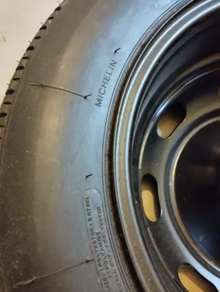 Rueda Michelin Coche