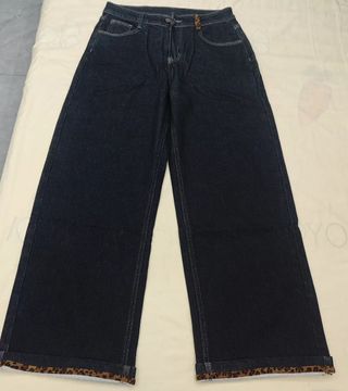 Vaqueros anchos XL con estampado animal
