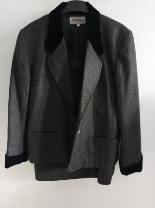 Traje Chaqueta y Falda Lana y Terciopelo Talla 46